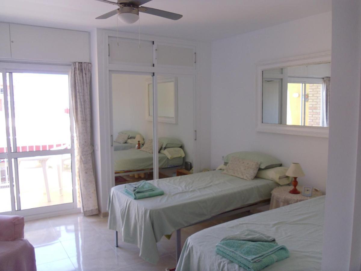 Studio In Hercules With Pool And Sea View 베날마데나코스타 외부 사진