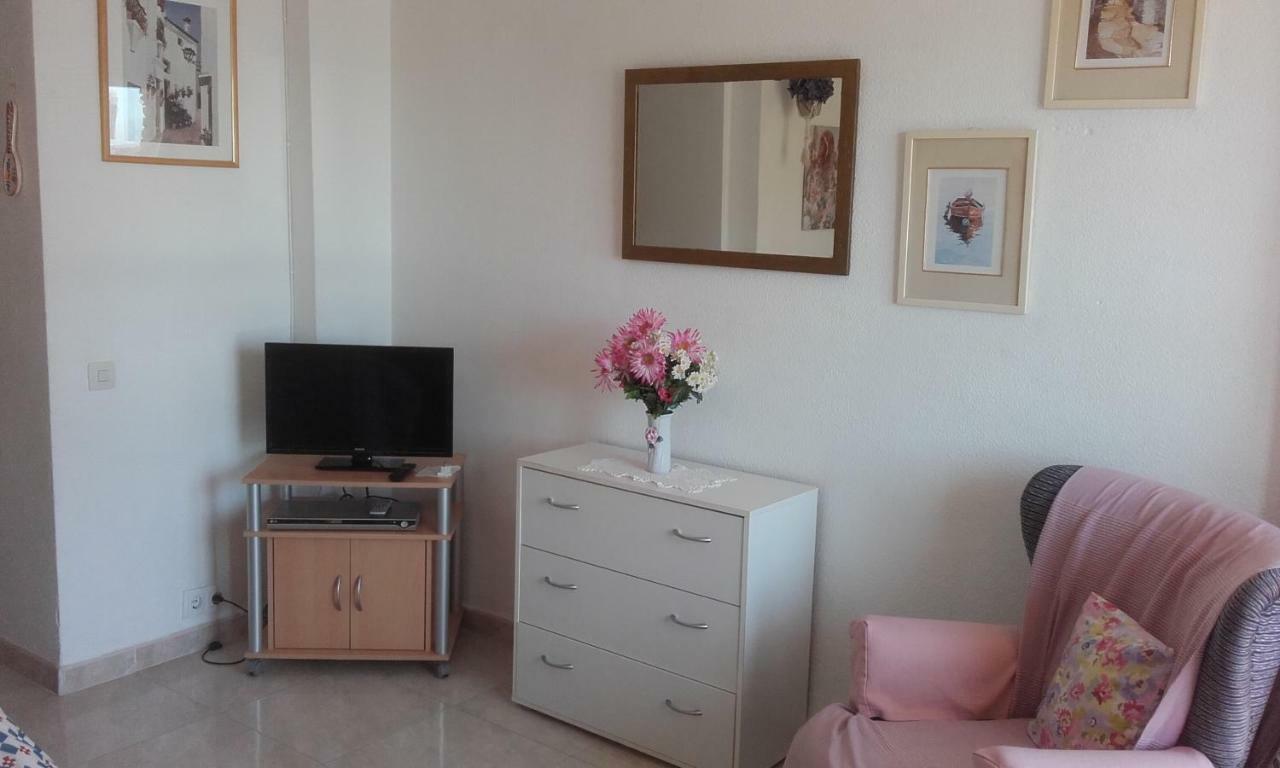 Studio In Hercules With Pool And Sea View 베날마데나코스타 외부 사진